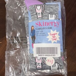 Skinergy Compression Knee-High Socks
